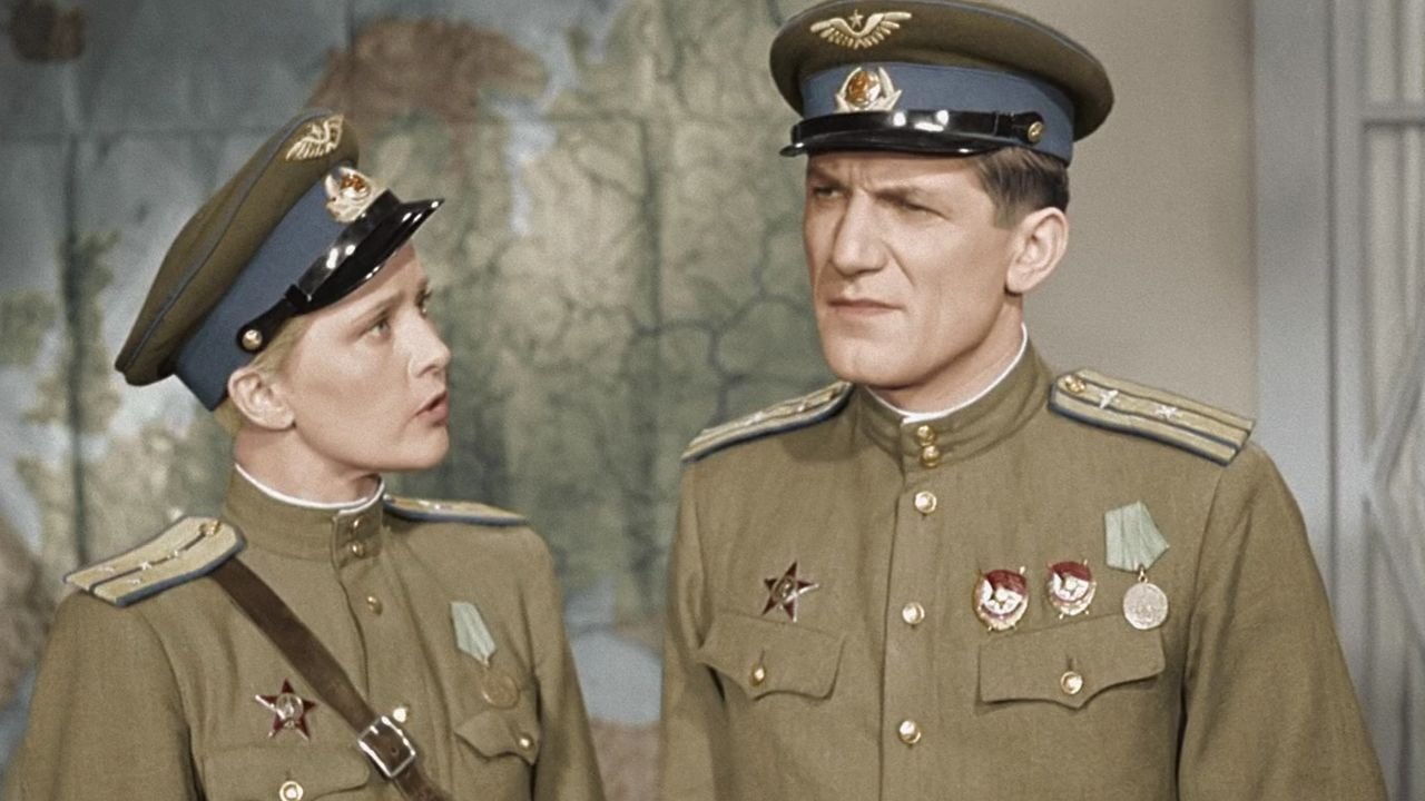 Небесный тихоход постер