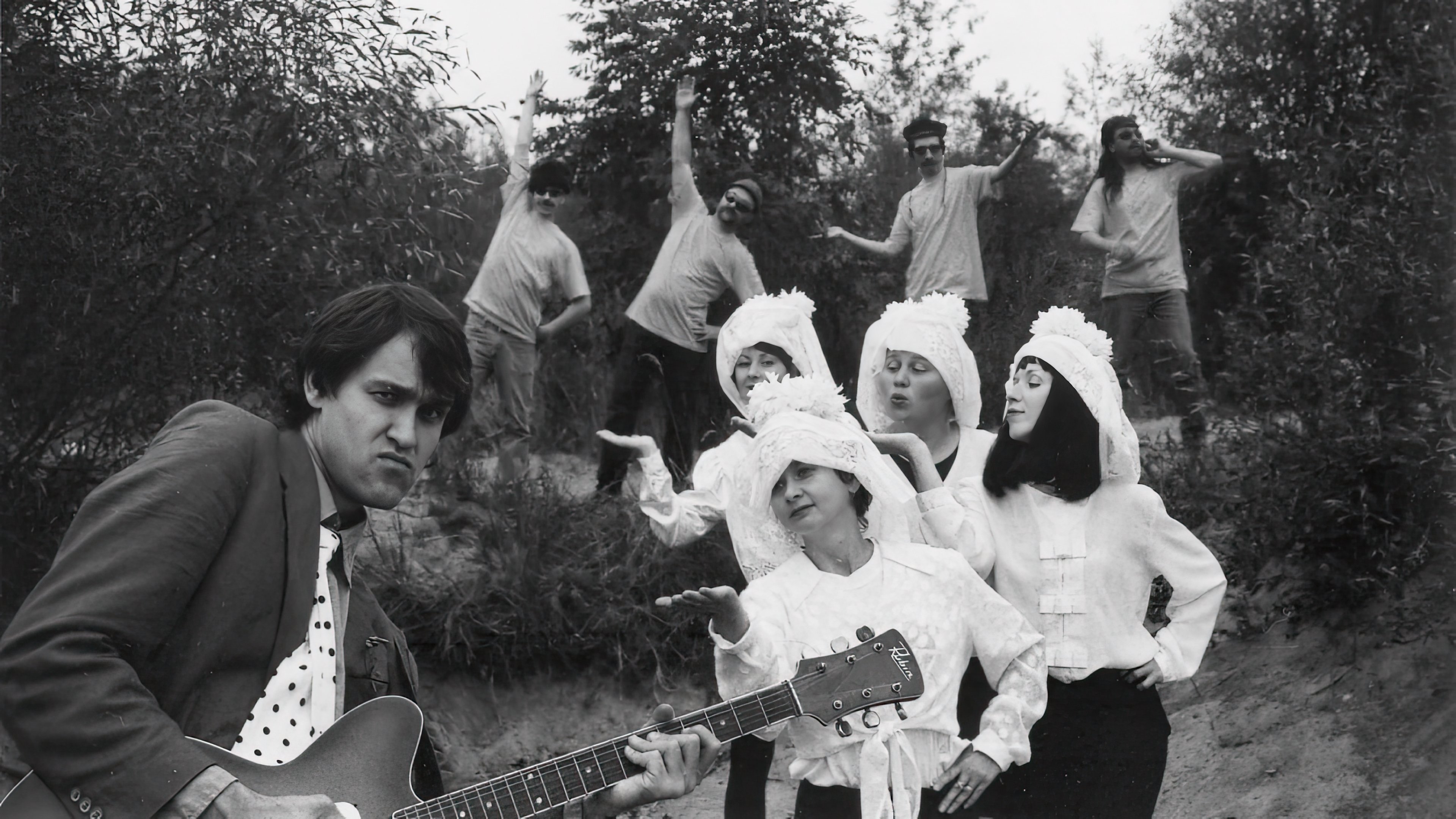 Ятинсотэстс постер