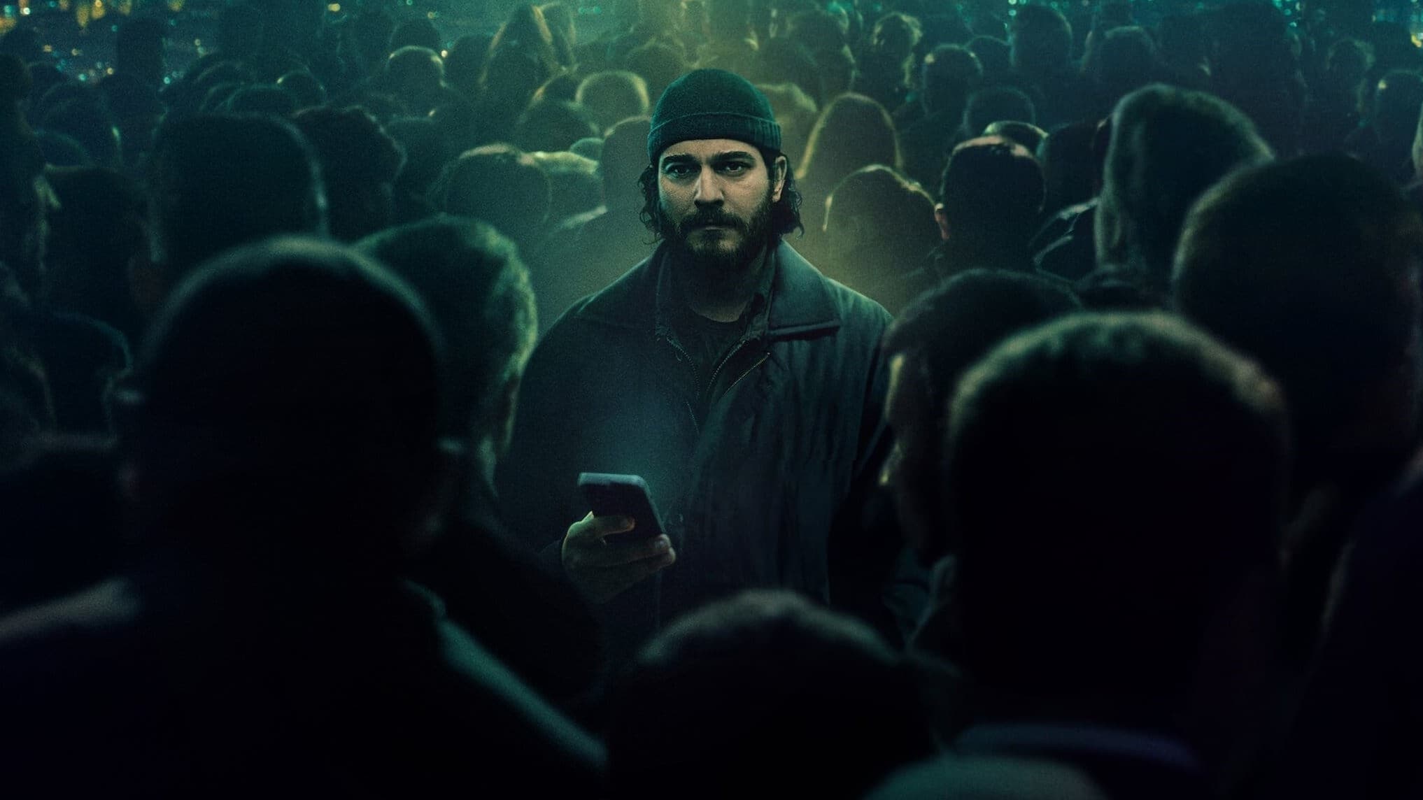 Кюбра постер