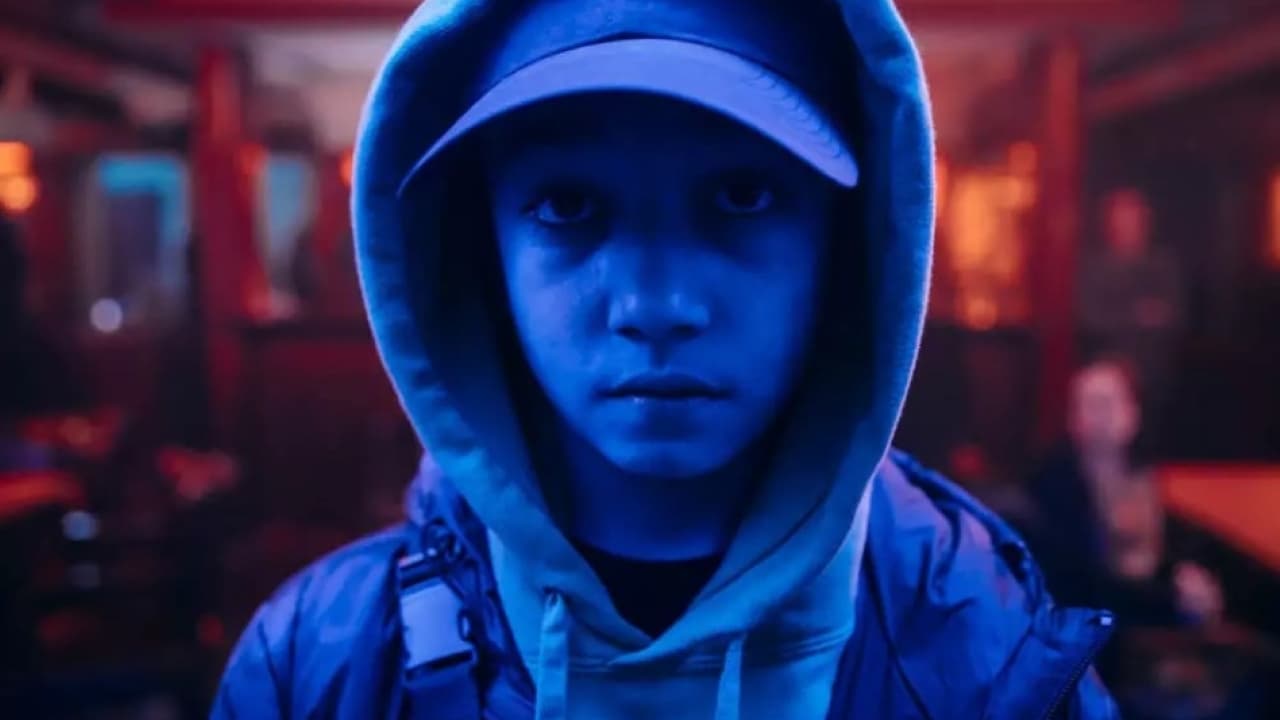 Дилер постер