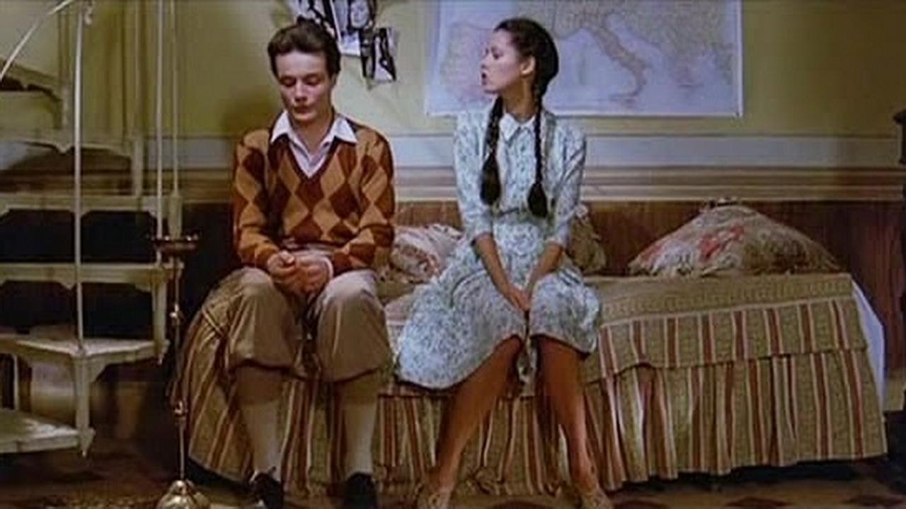 Двоюродная сестра постер