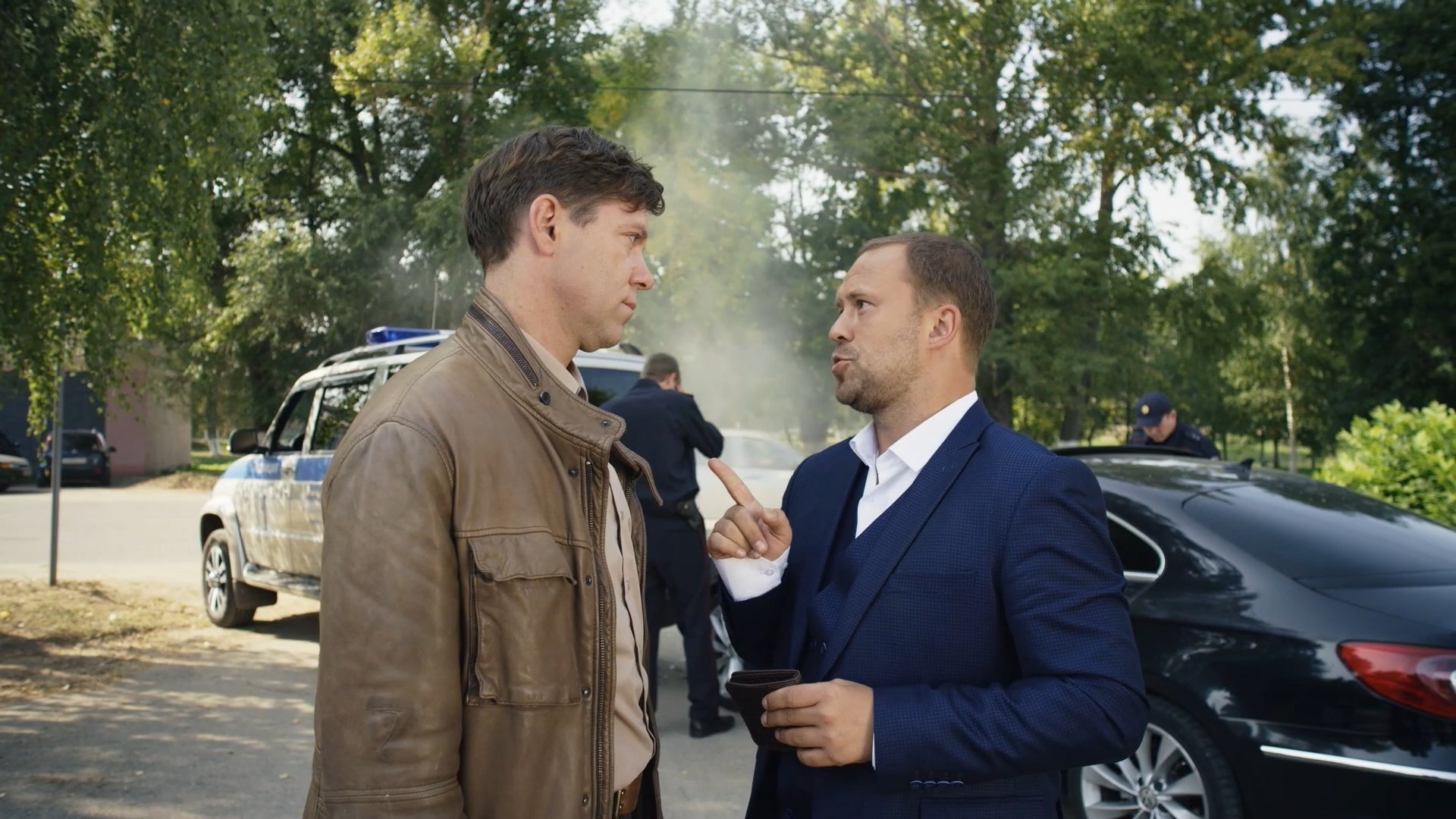 Тёмная лошадка постер