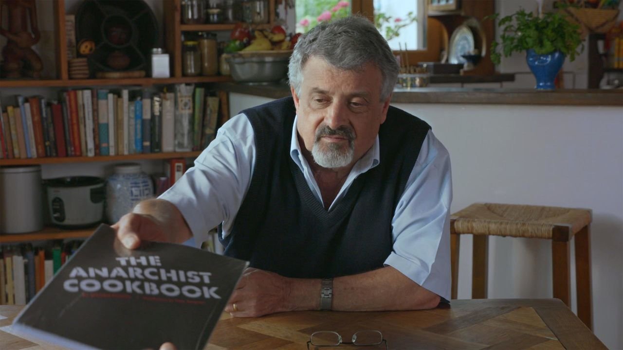 Американский анархист постер