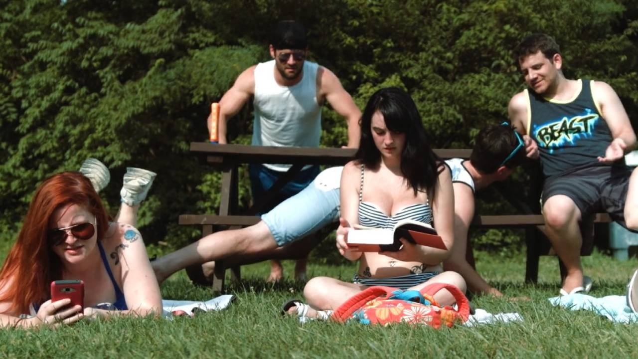 В лесу не сношаться! 2 постер