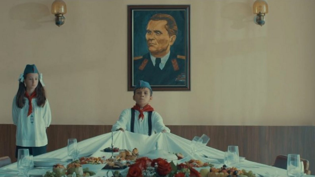 Эклер постер